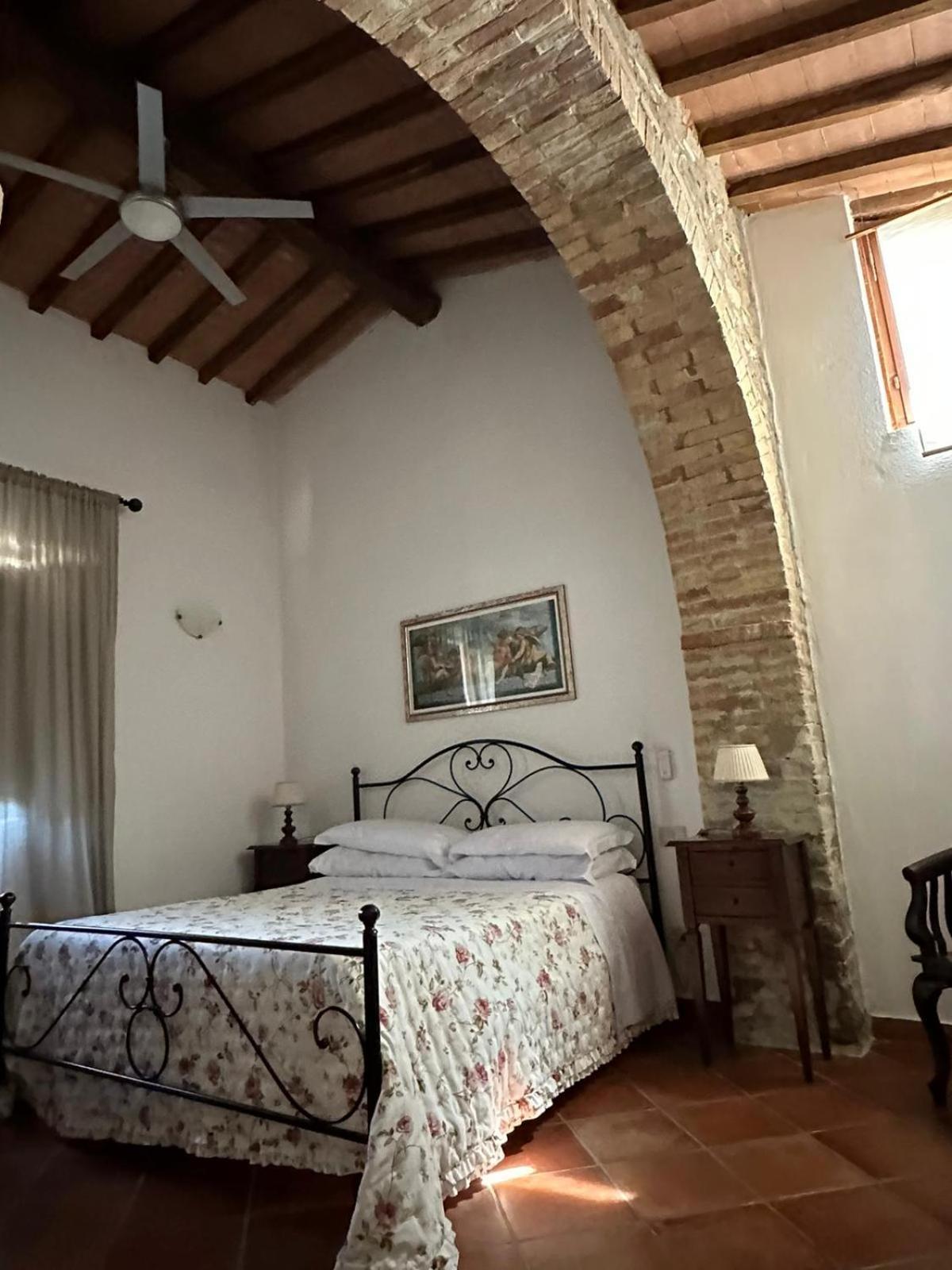 Agriturismo Il Canneto Casole d'Elsa Bagian luar foto