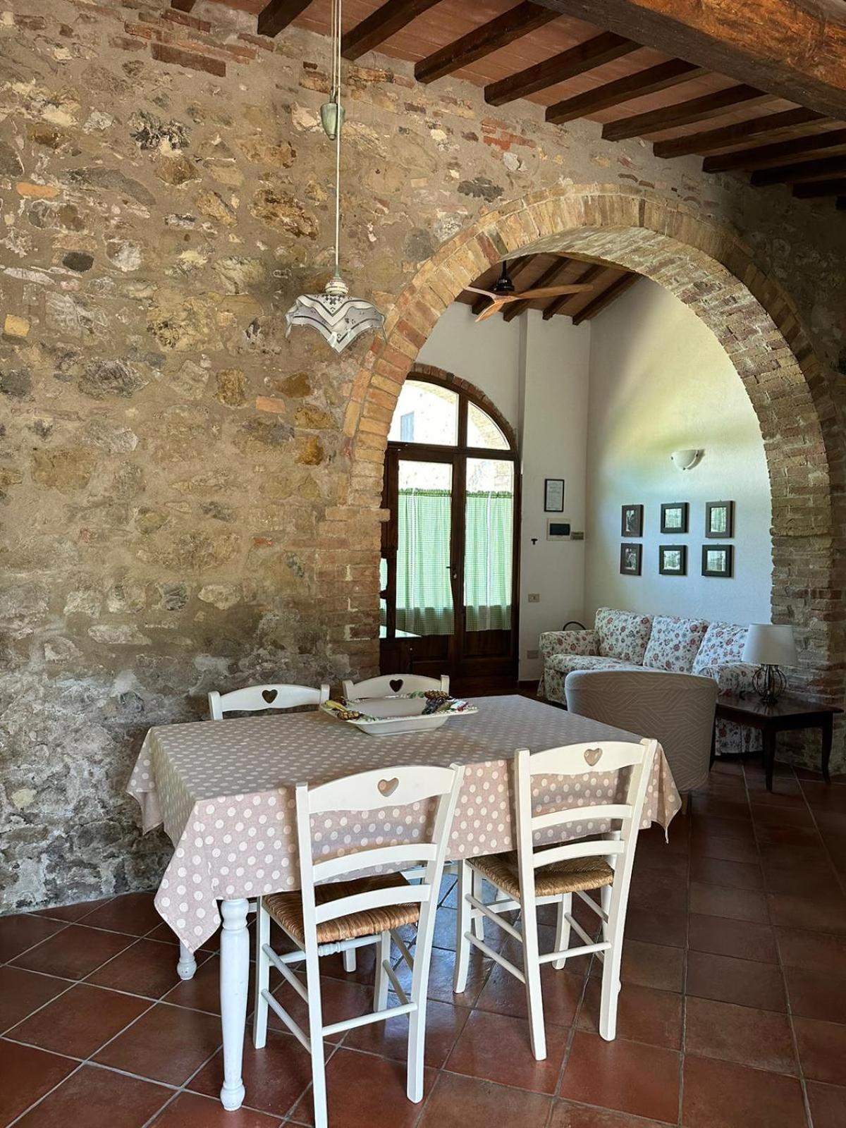 Agriturismo Il Canneto Casole d'Elsa Bagian luar foto